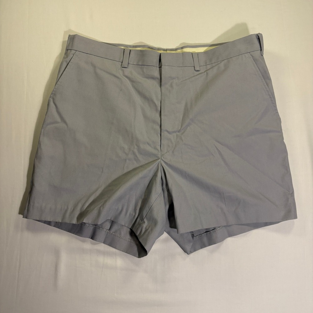 Vintage Visa Fabric Gray Flat Front Shorts Mens 34 Cotton Blend 4.5 Inch Inseam